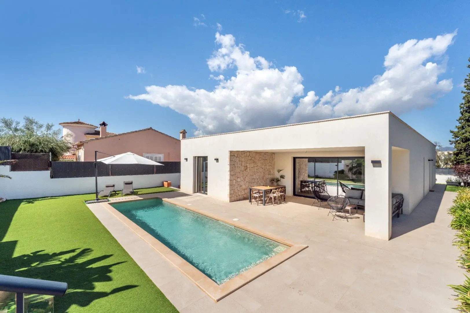 Villa 297 M² In Marratxí, Spain – Mediter Real Estate