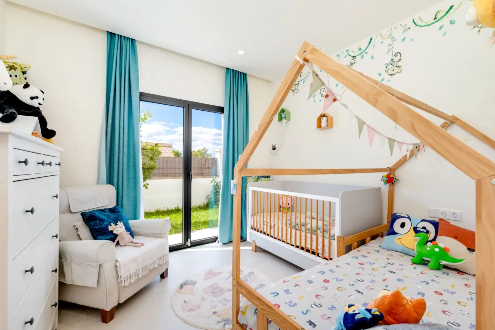 Villa 241 M² In Marratxí, Spain – Mediter Real Estate