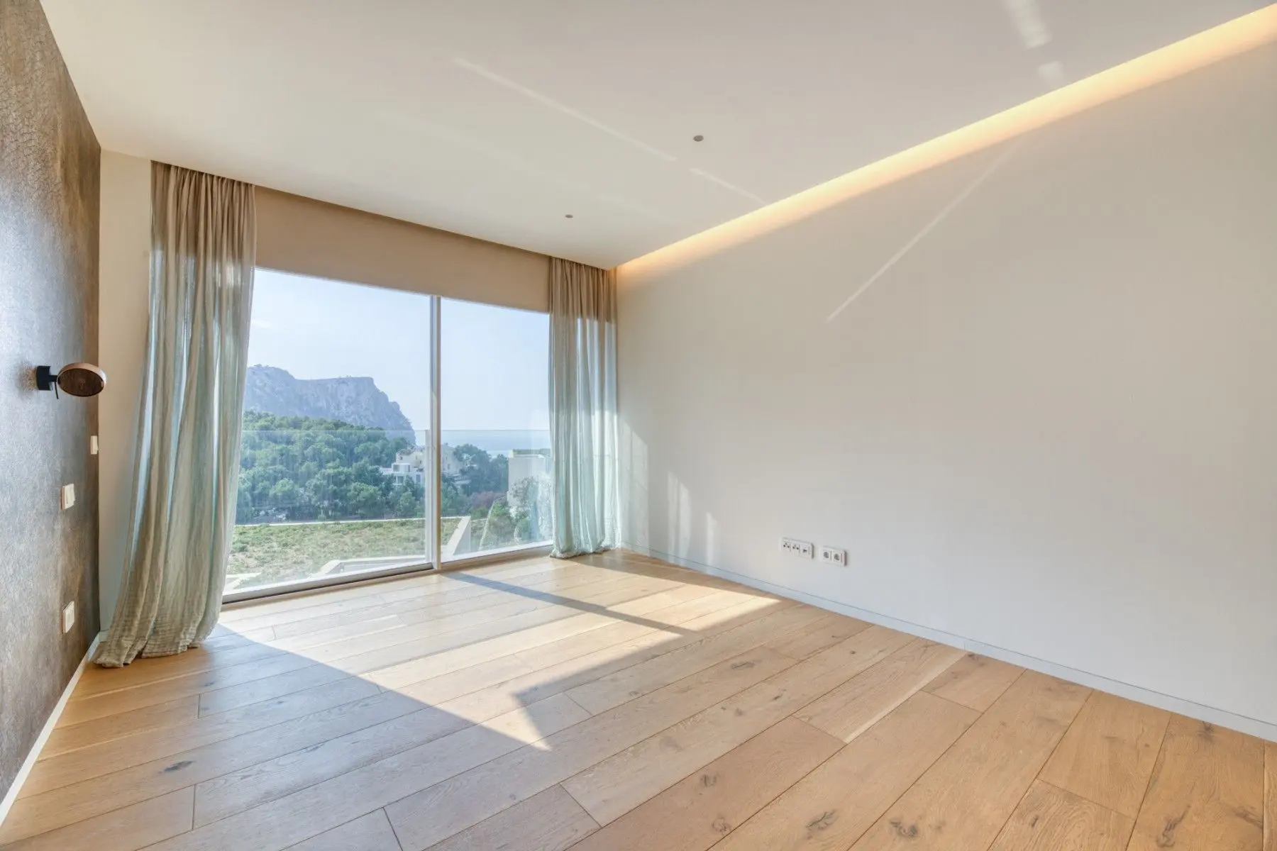 Villa 493 M² In Andratx, Spain – Mediter Real Estate