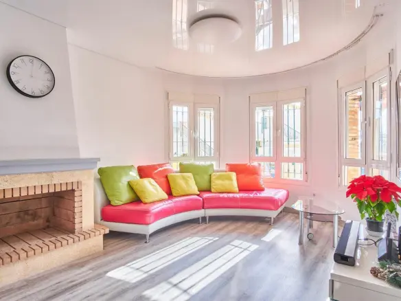 3-bedroom Villa In Los Montesinos, Spain (98 M²)