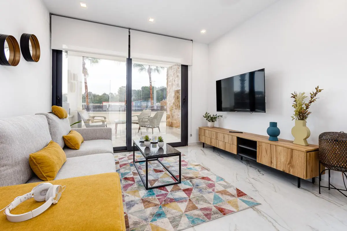 Villa Of 79 M² In Rojales, Spain