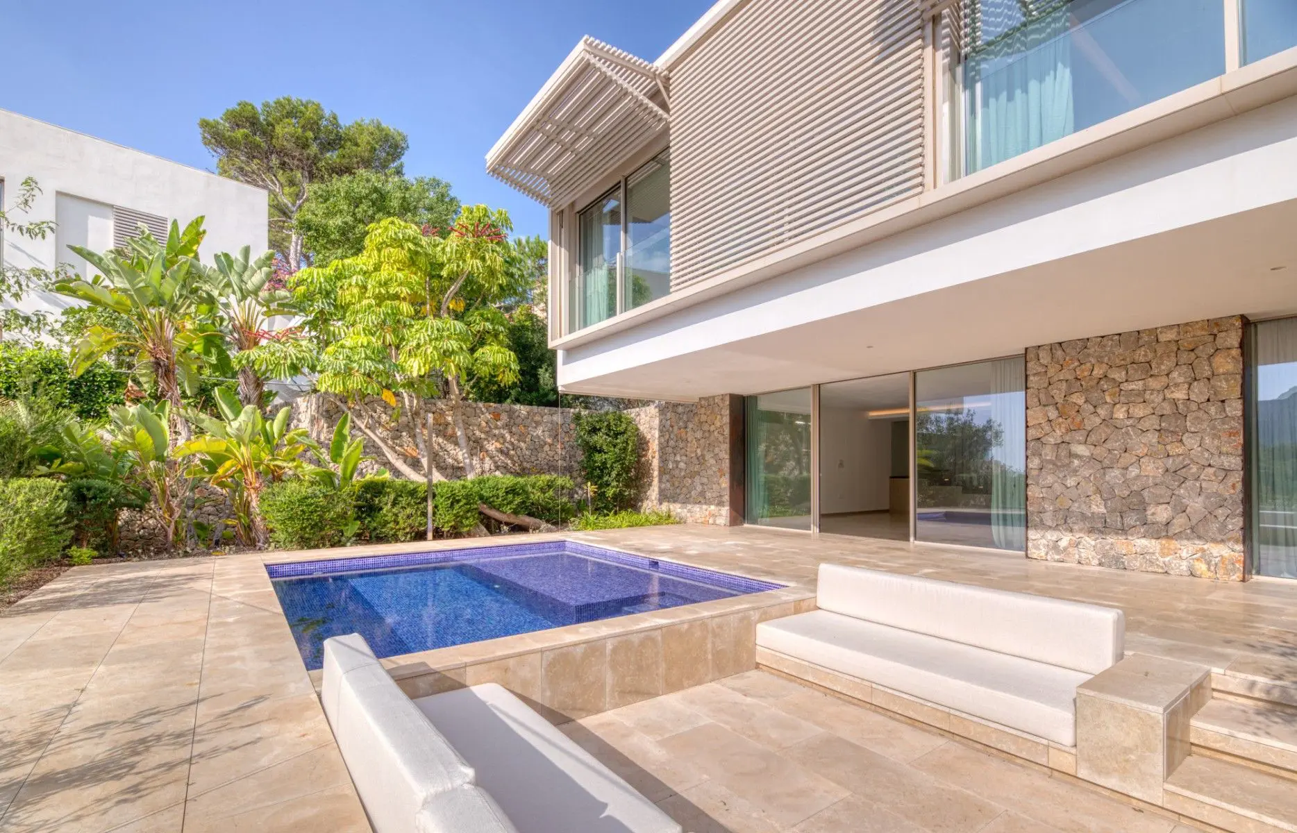 Villa 493 M² In Andratx, Spain – Mediter Real Estate