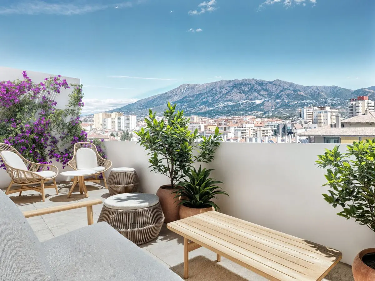 Apartment Of 106 M² With Sea View In Fuengirola, Spain