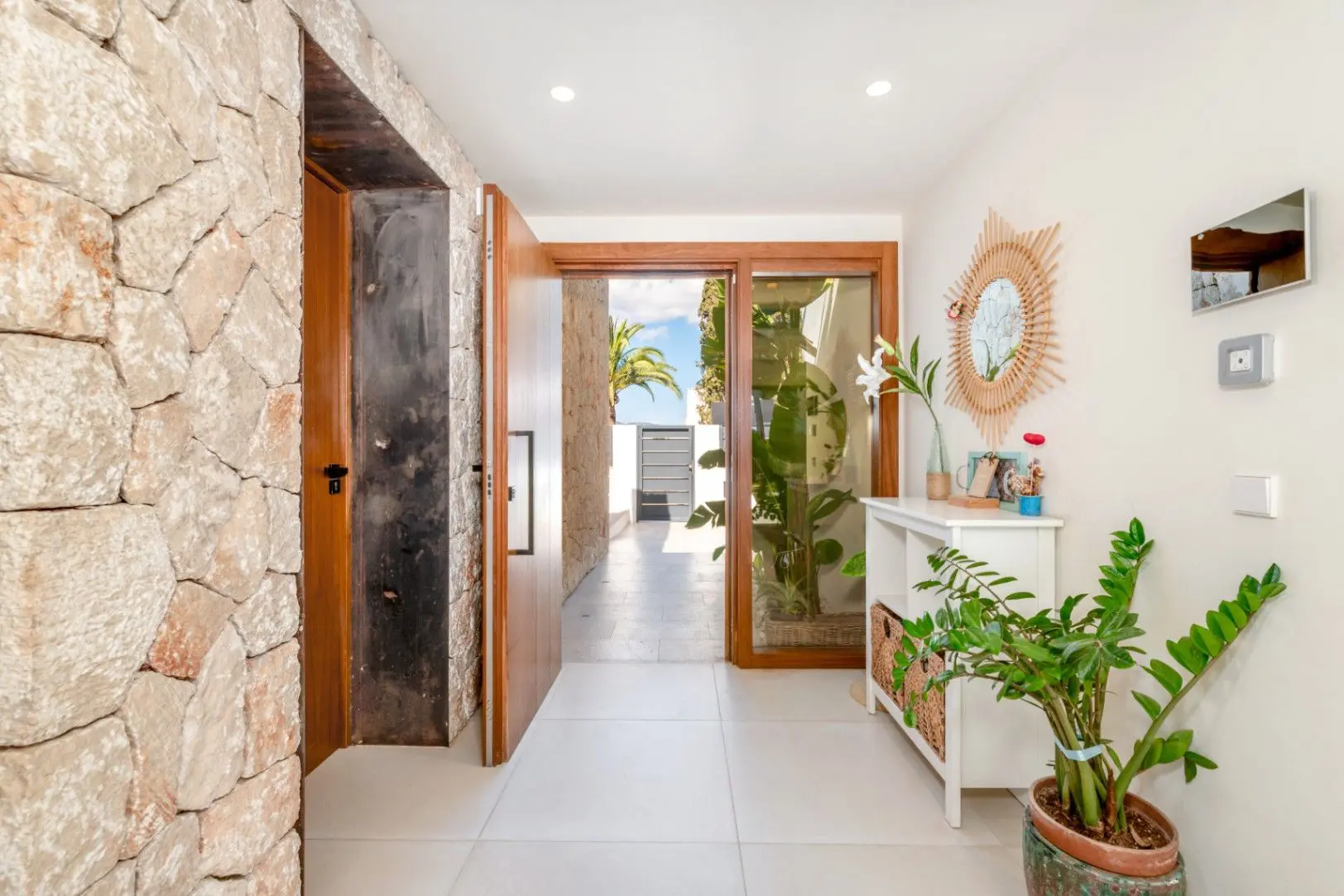 Villa 241 M² In Marratxí, Spain – Mediter Real Estate