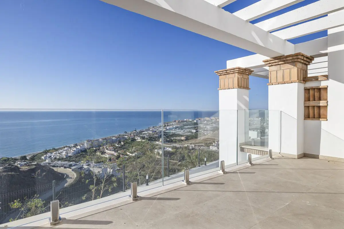 House Of 161 M² In Torrox Costa, Spain