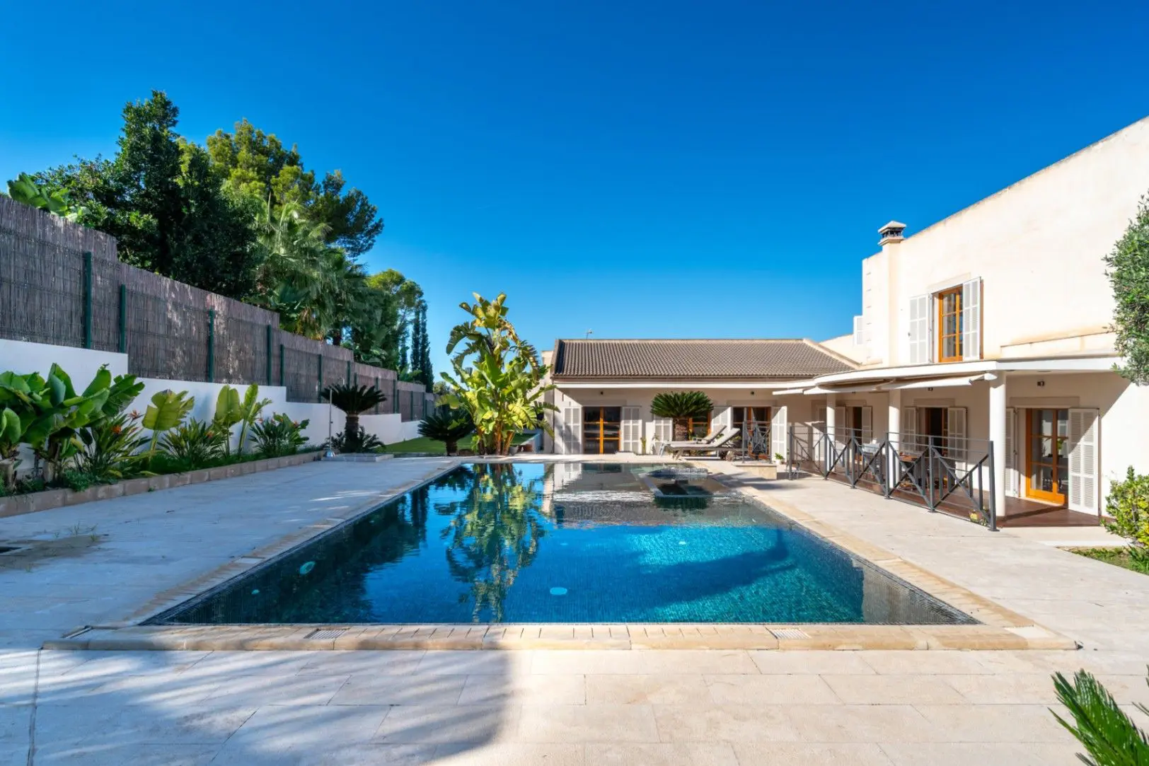 Villa 461 M² In Calvià, Spain – Mediter Real Estate