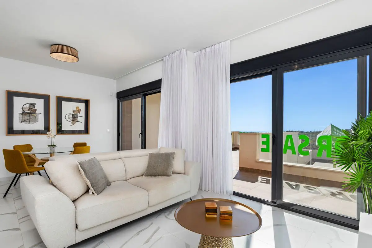 Villa Of 92 M² In San Miguel De Salinas, Spain