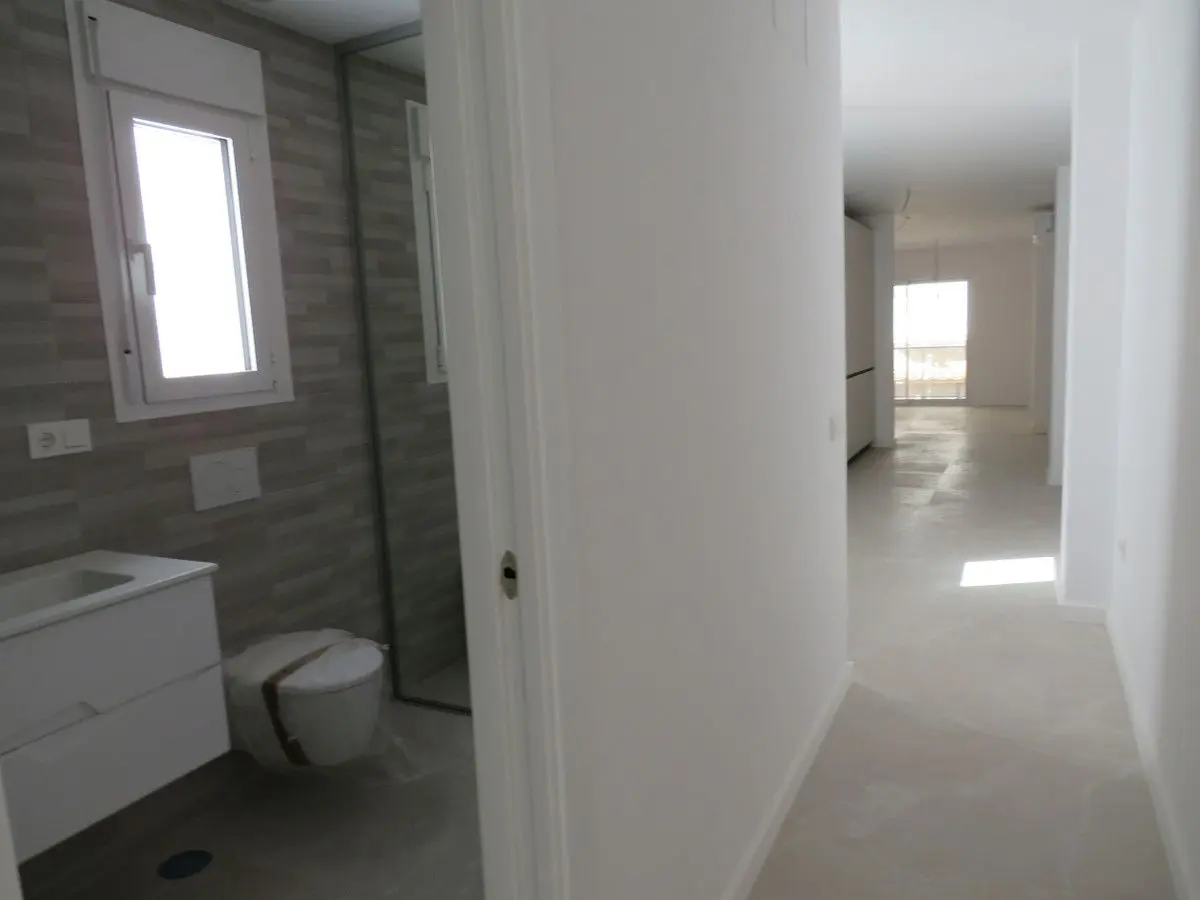 Apartment Of 126 M² With Sea View In Fuengirola