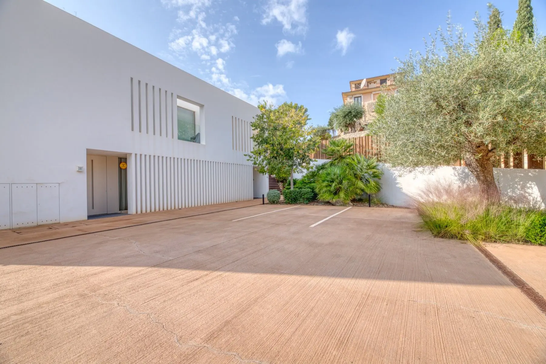 Villa 493 M² In Andratx, Spain – Mediter Real Estate