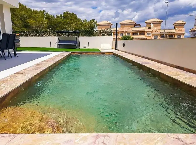 House Of 94 M² In Orihuela Costa, Spain
