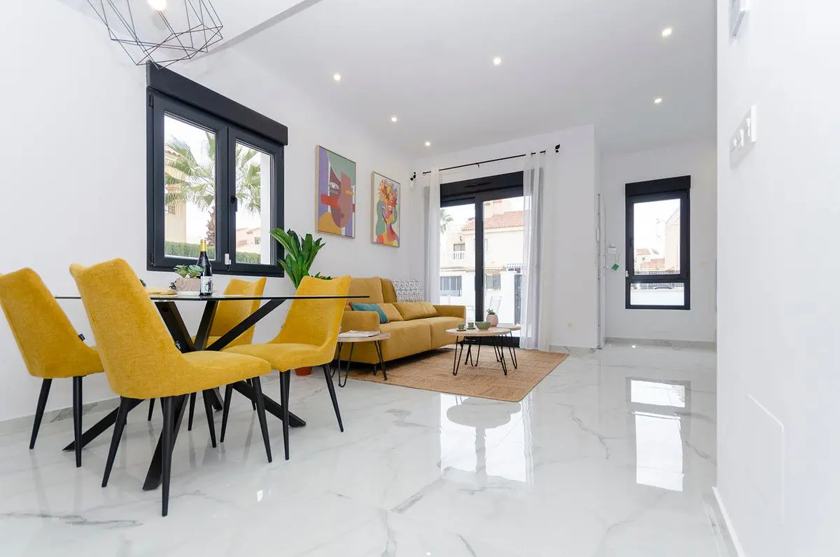Villa Of 106 M² In Torrevieja, Spain