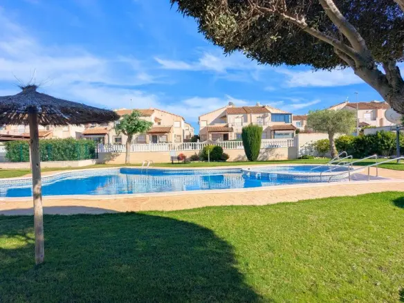 Villa Of 93 M² In Algorfa, Spain