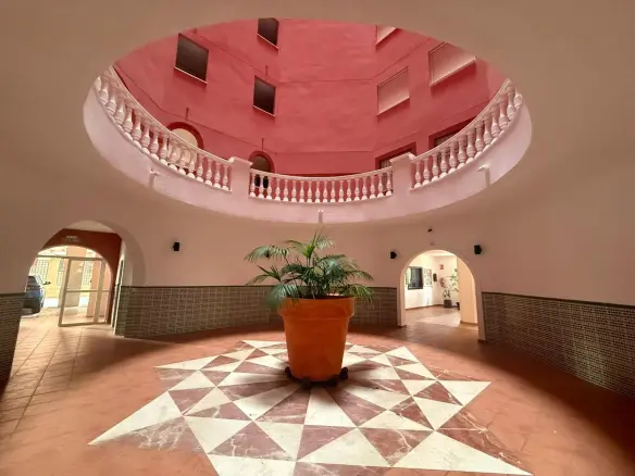 3-bedroom Apartment In Torrevieja, Spain (110 M²)
