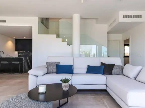 3-bedroom Villa In Rojales, Spain (160 M²)
