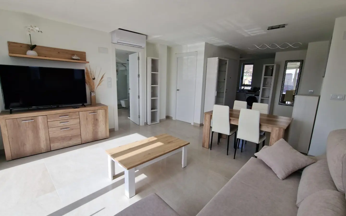 Apartment Of 97 M² In Finestrat, Spain