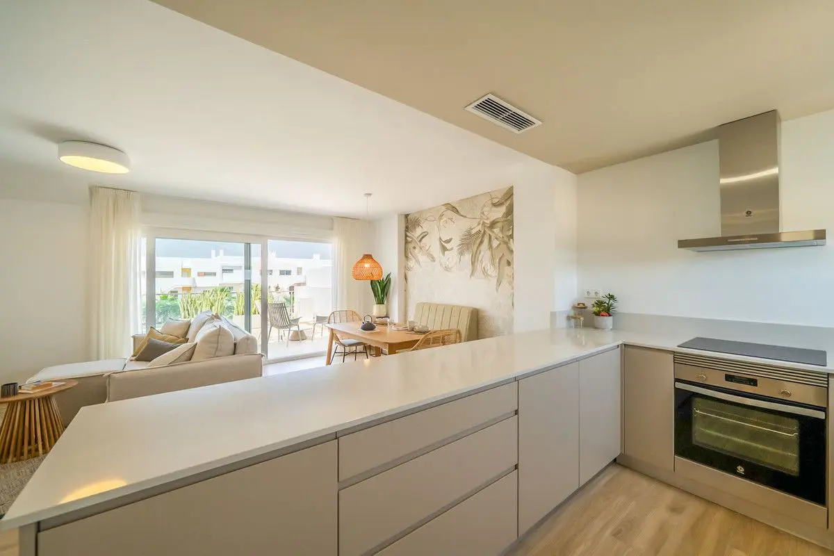 Apartment Of 82 M² With Mediter Real Estate In Orihuela, Spain
