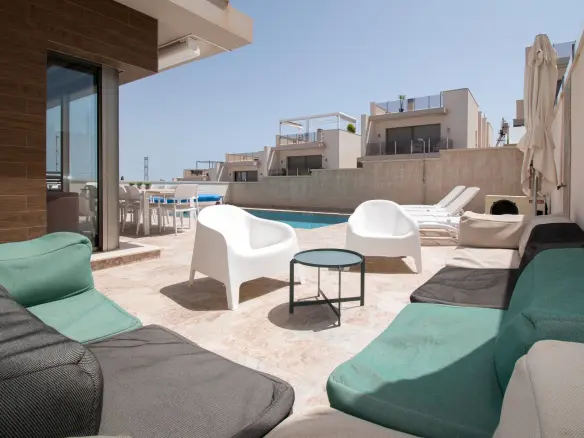 5-bedroom Villa In Orihuela Costa, Spain (190 M²)