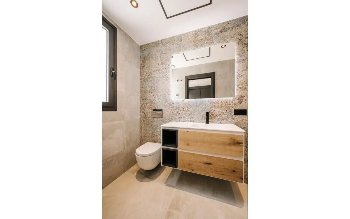 Apartment Of 240 M² In Rojales, Spain