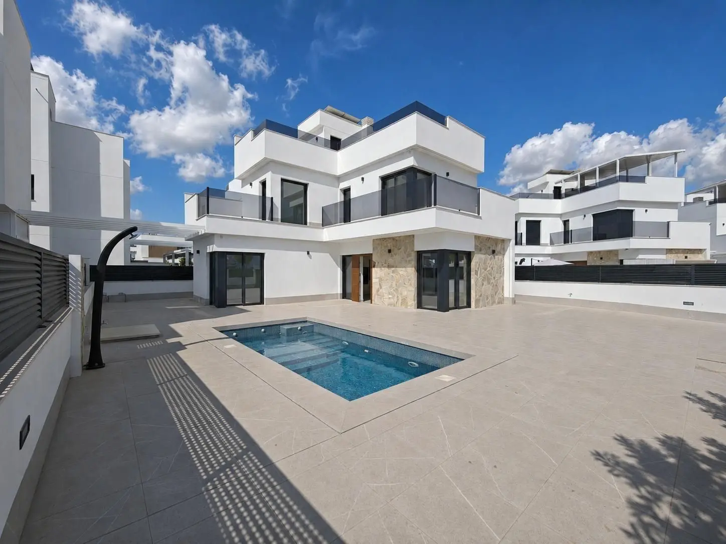 Villa 225 M² In Los Alcázares, Spain – Mediter Real Estate