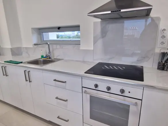 Apartment Of 97 M² In Finestrat, Spain