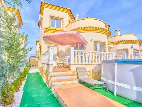 3-bedroom Villa In Los Montesinos, Spain (98 M²)