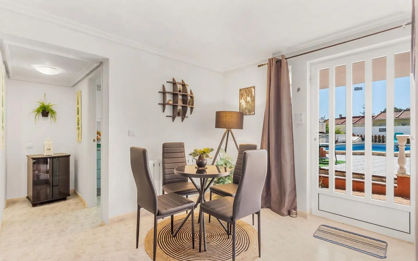 Villa Of 150 M² In Torrevieja, Spain