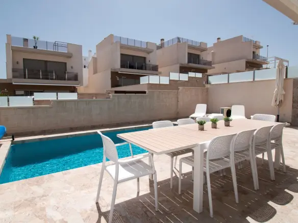 5-bedroom Villa In Orihuela Costa, Spain (190 M²)