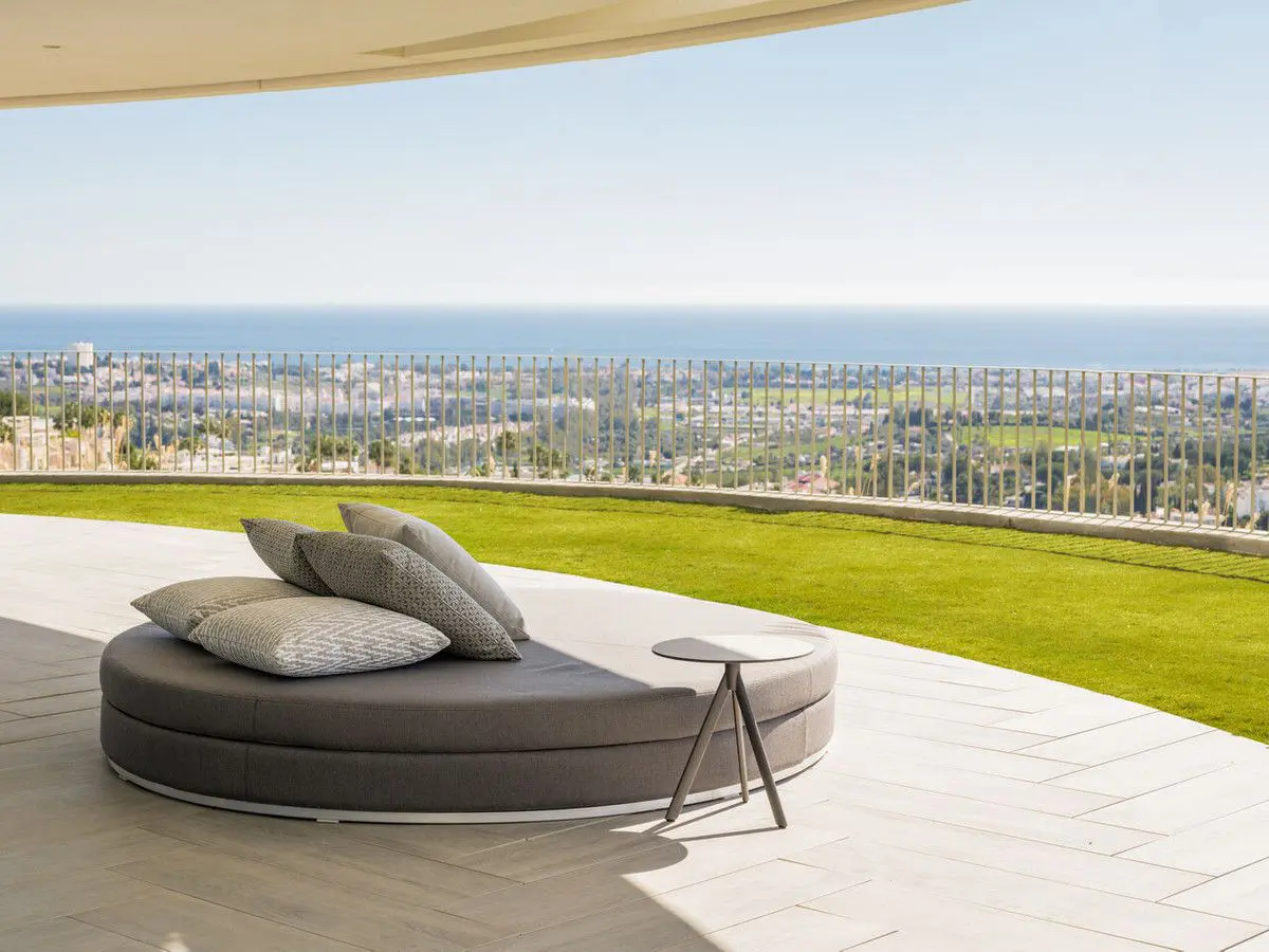 Apartment Of 219 M² In Benahavis, Spain