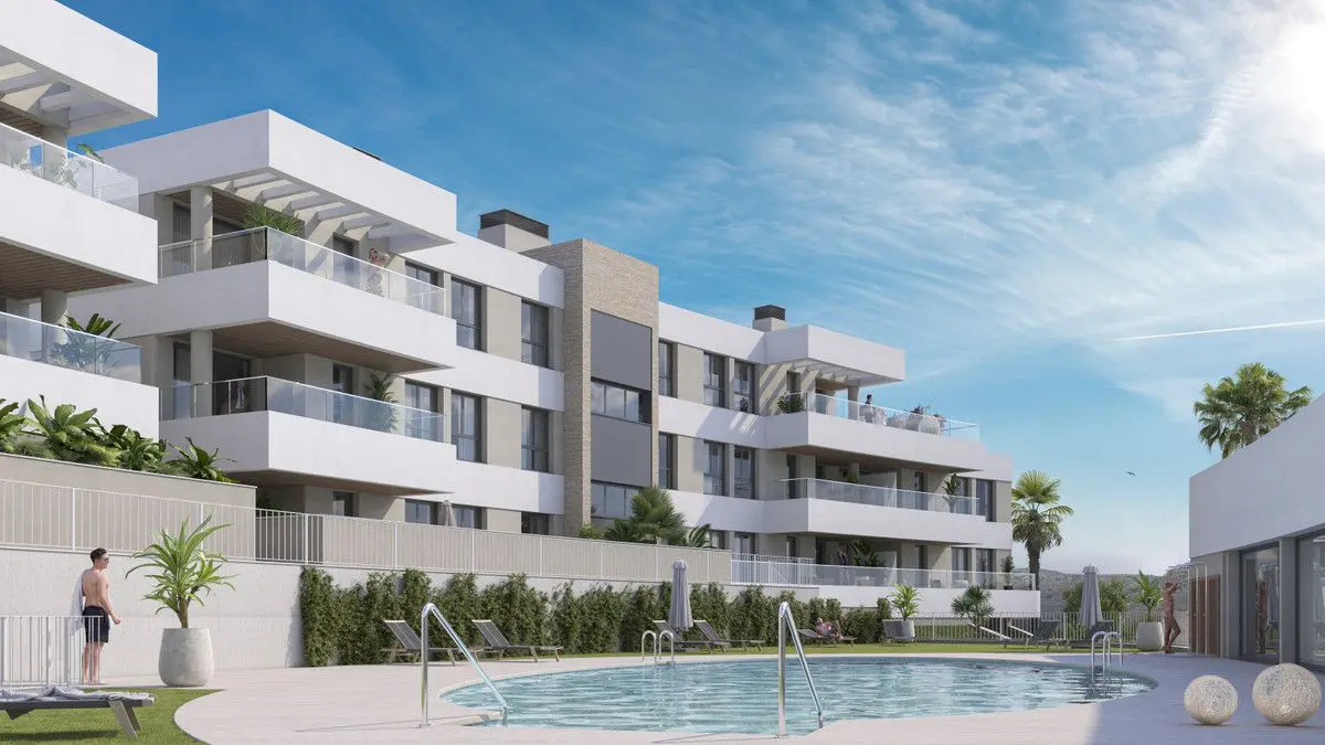 Apartment Of 80 M² In Estepona, Spain