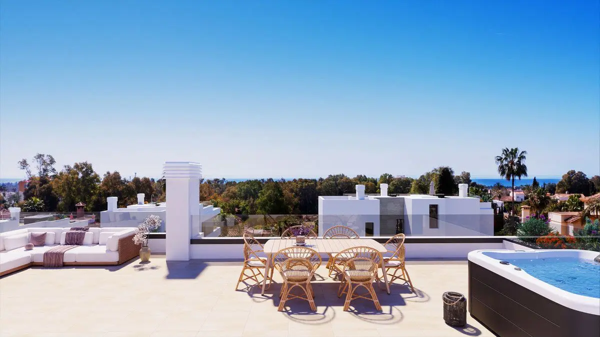 Villa Of 356 M² With Sea Views In Estepona, Spain
