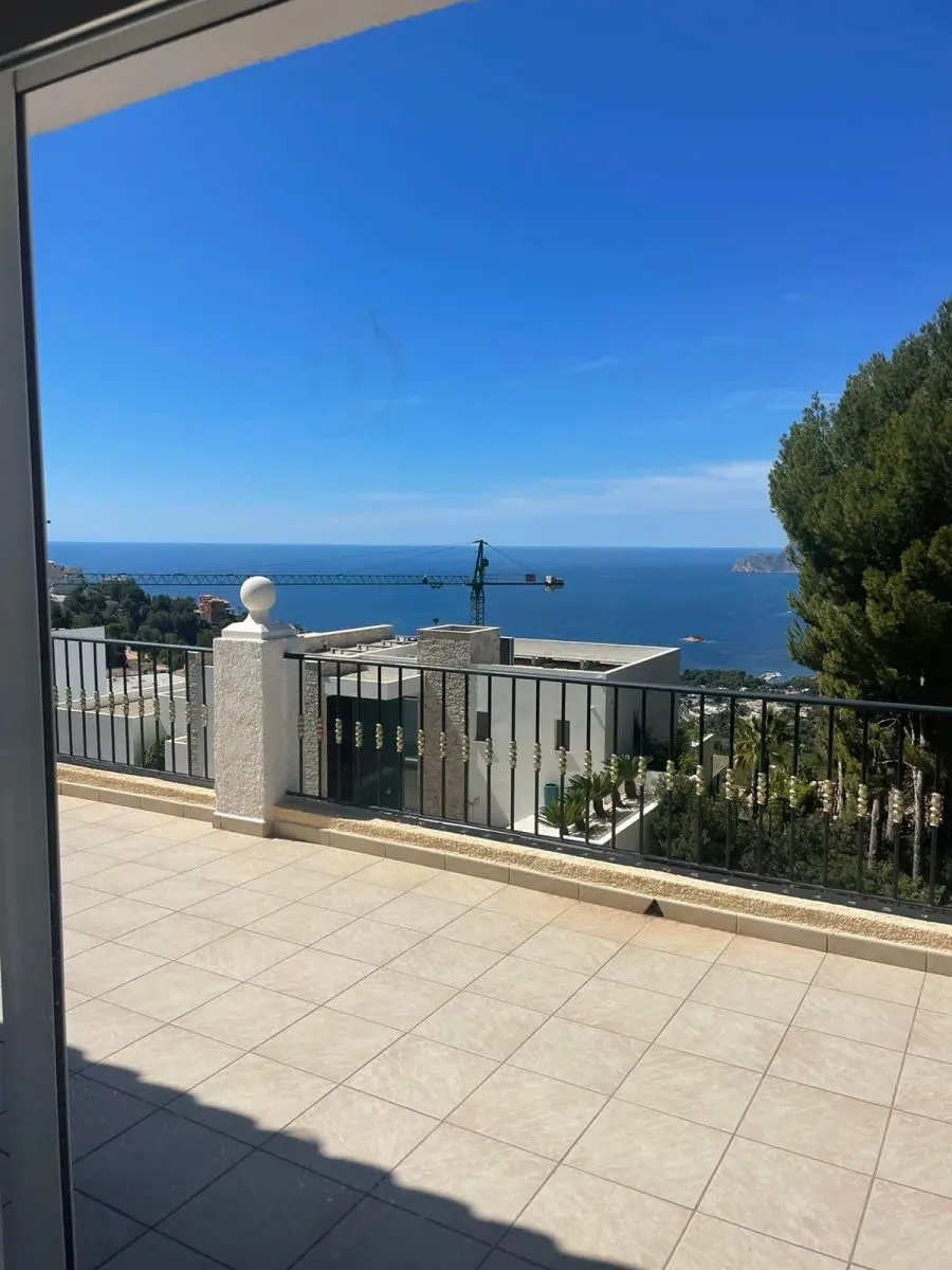 Villa Of 236 M² With Sea View In Altea, Spain