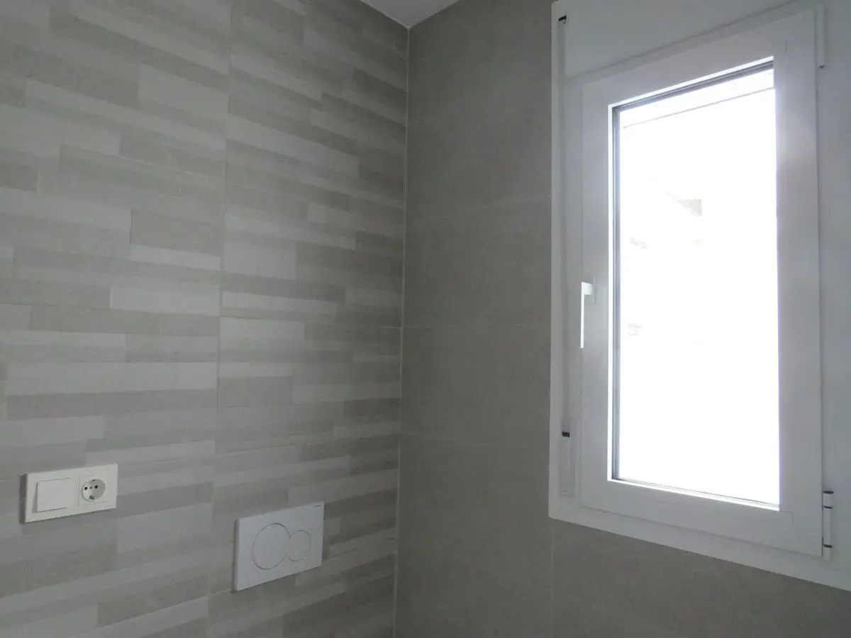 Apartment Of 126 M² With Sea View In Fuengirola