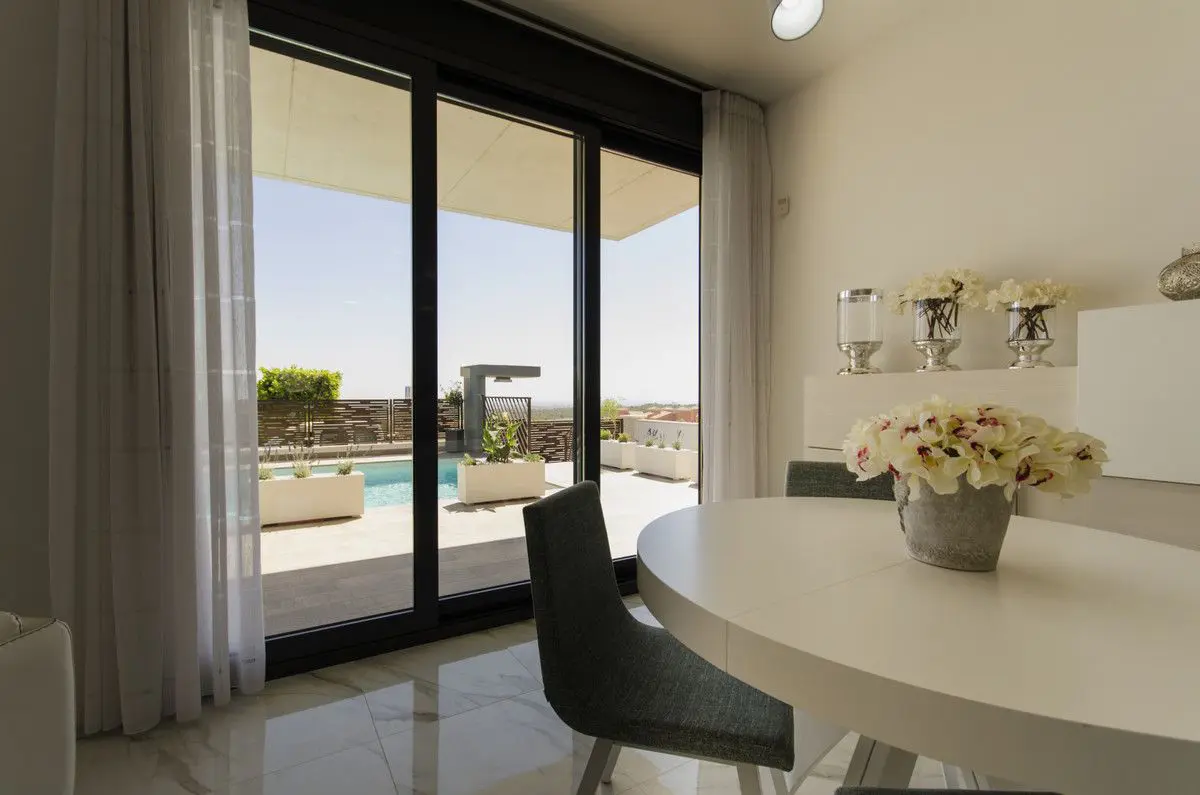 Villa Of 144 M² In San Miguel De Salinas