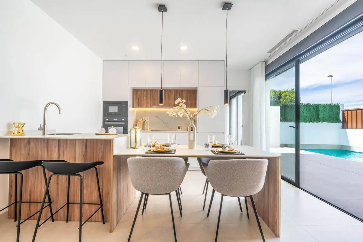 Villa Of 100 M² In Torre – Pacheco, Spain