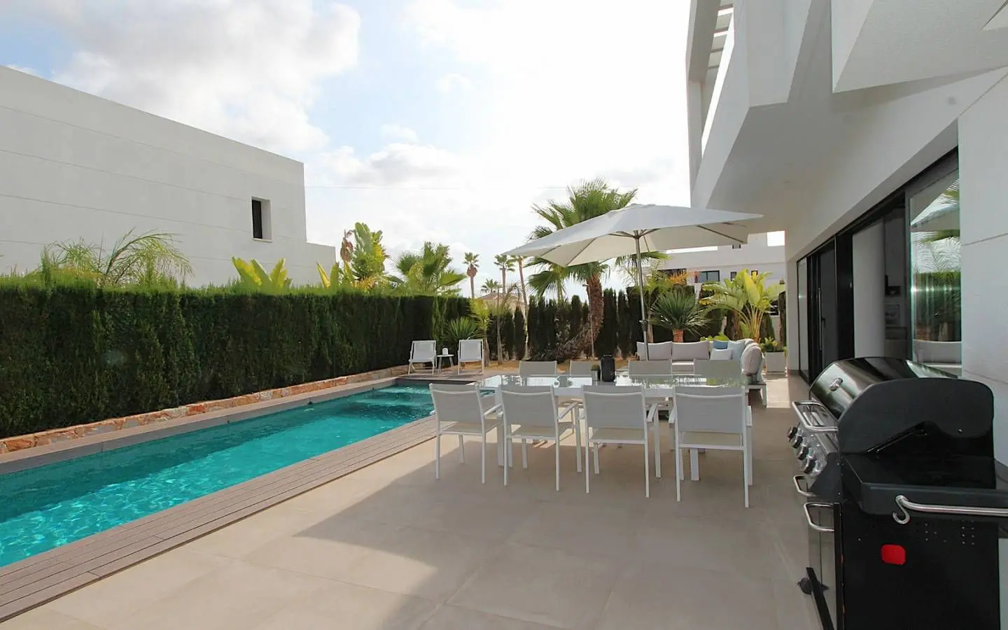 3-bedroom Villa In Rojales, Spain (160 M²)