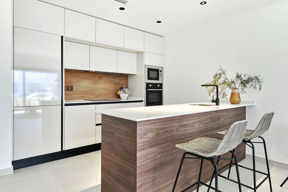 Apartment Of 103 M² In Torrevieja, Spain