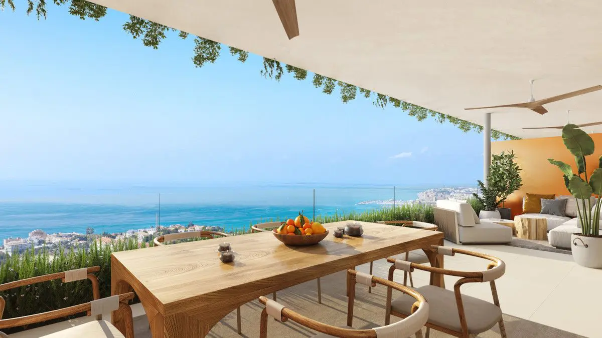 Apartment Of 117 M² With Sea Views In Fuengirola