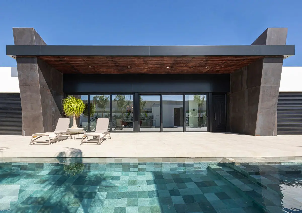 Villa 290 M² In Rojales, Spain – Mediter Real Estate