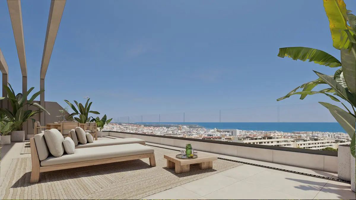 Apartment Of 105 M² In Estepona, Spain