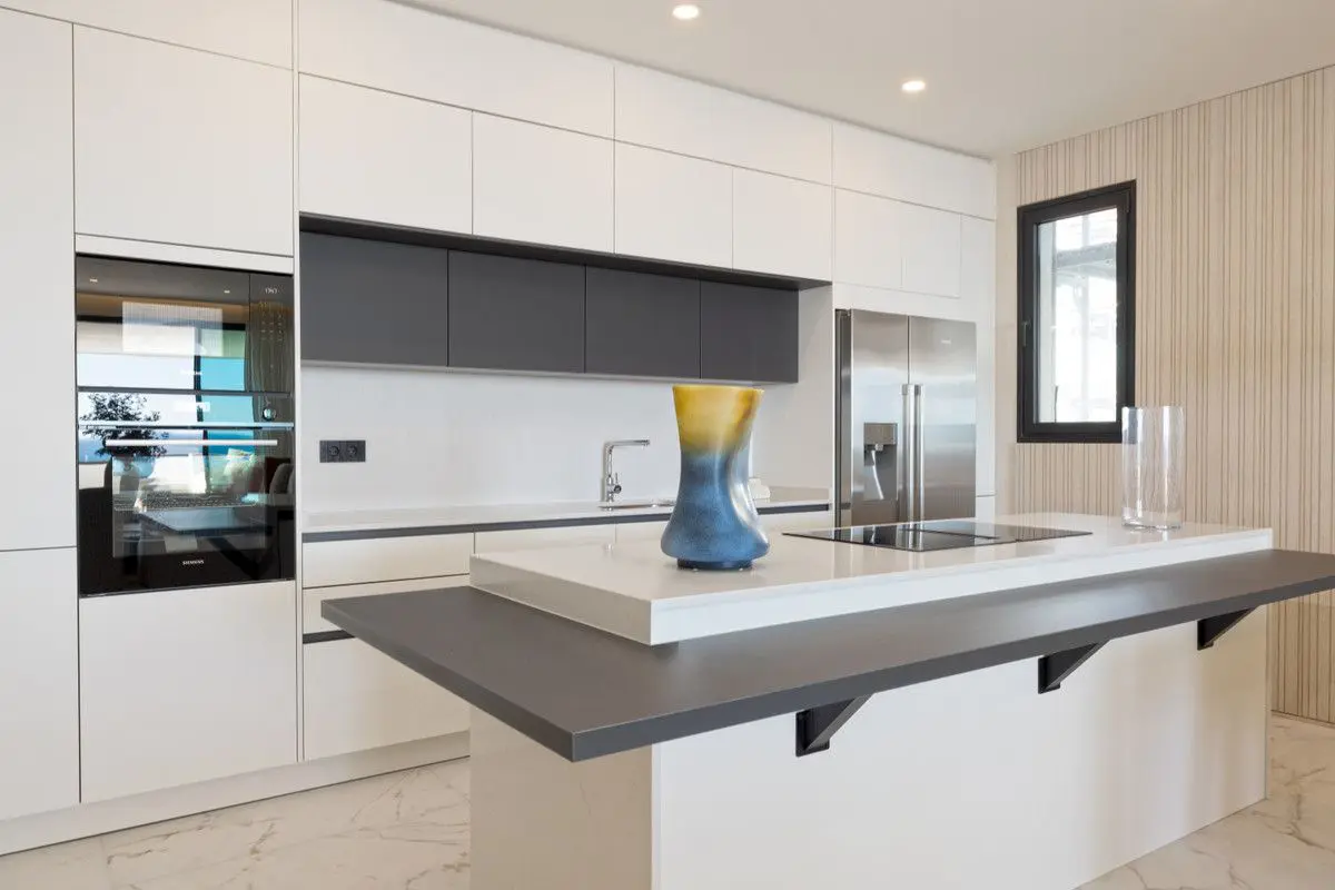 Apartment Of 234 M² In Estepona, Spain