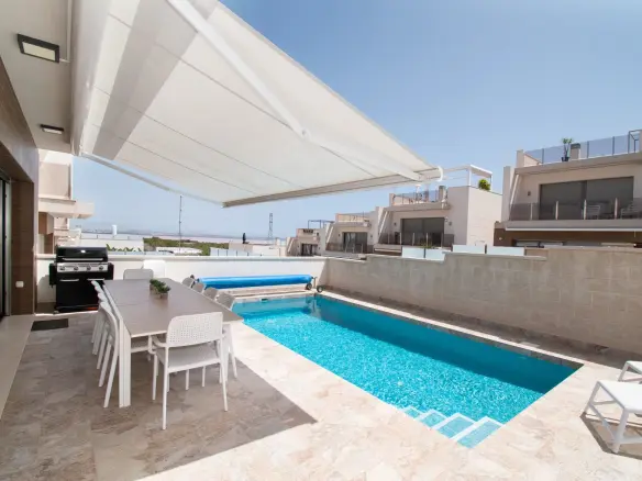 5-bedroom Villa In Orihuela Costa, Spain (190 M²)