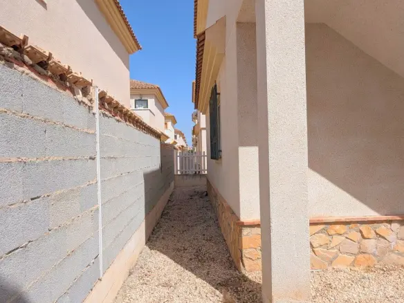 Villa Of 93 M² In Algorfa, Spain
