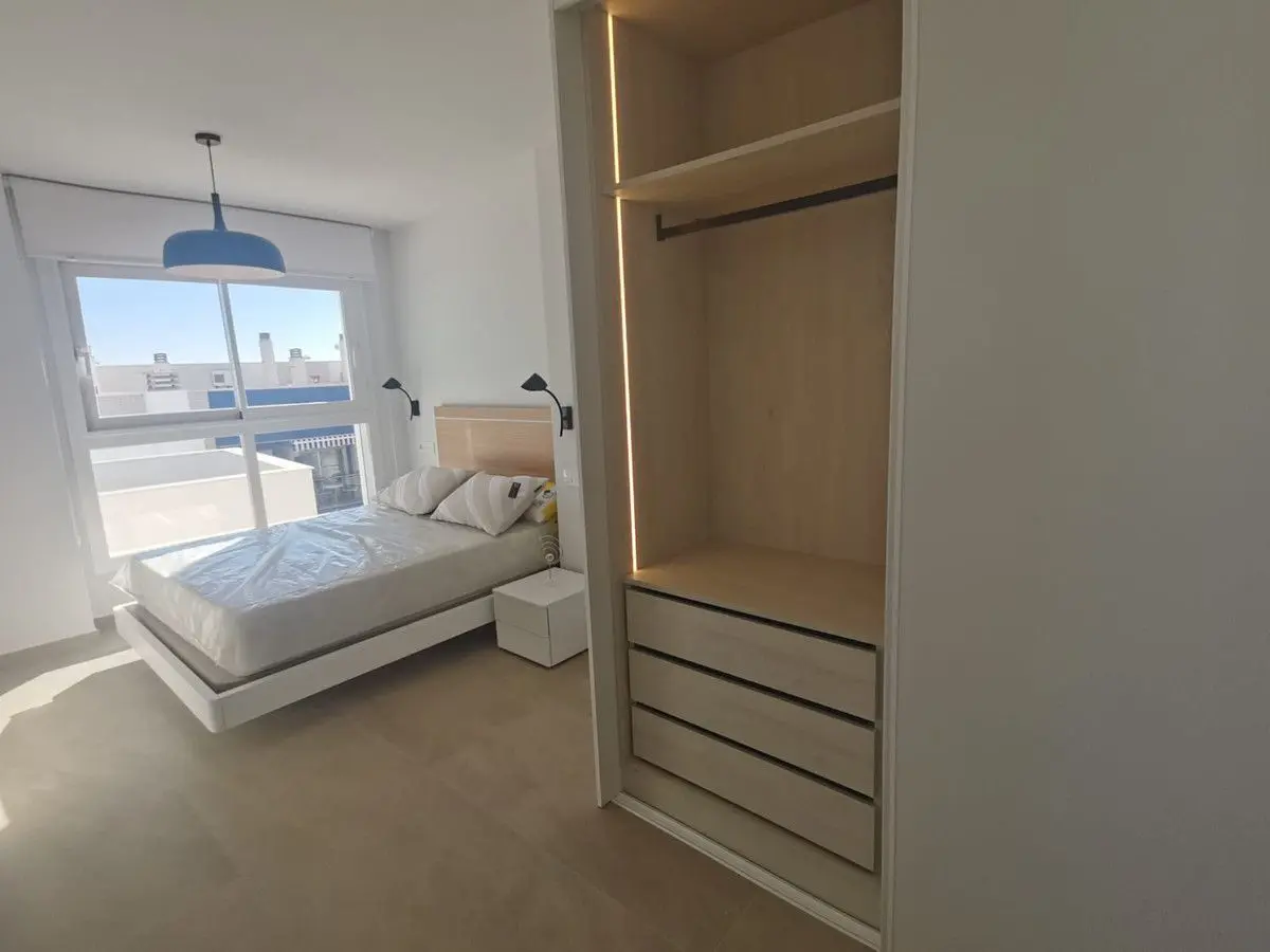 Apartment Of 93 M² In Torrevieja, Spain