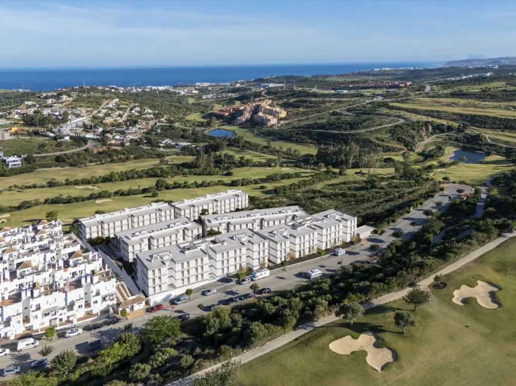 Apartment Of 105 M² In Estepona, Spain
