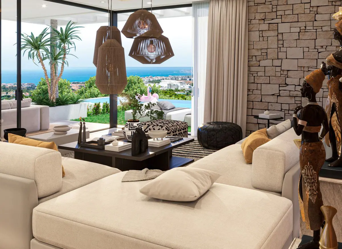 Villa Of 515 M² With Sea Views In Benalmádena