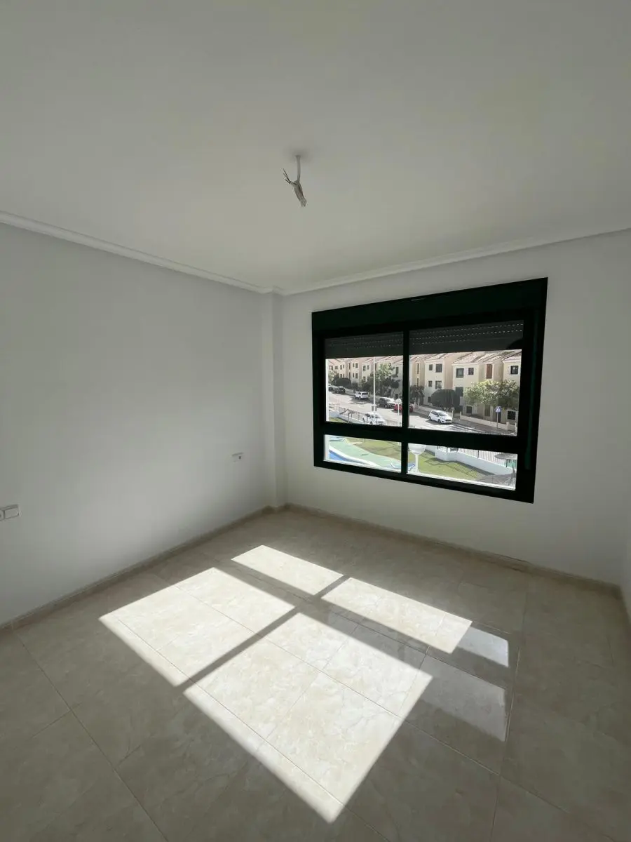 Apartment Of 110 M² In Orihuela Costa, Spain