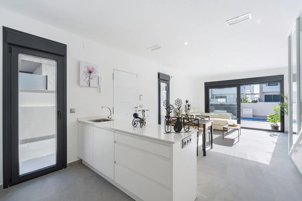 Villa Of 97 M² In Daya Nueva, Spain