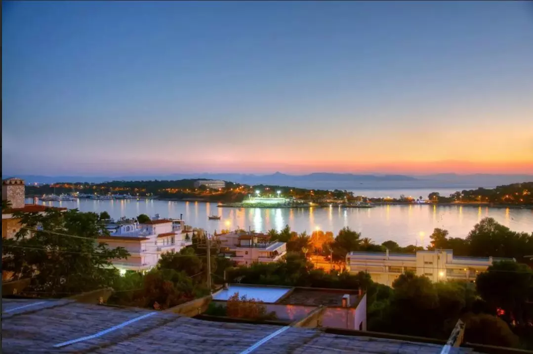 284 Luxury Furnished Maisonette With Panoramic Sea View, Vouliagmeni Center