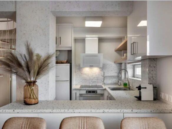 Luxury Furnished Maisonette With Panoramic Sea View, Vouliagmeni Center