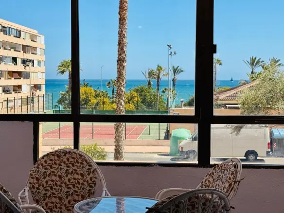 Apartment Of 77 M² With Sea View In Torrevieja, Spain